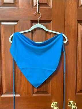 Et Clet Blue Triangle Bandana Camisole Top